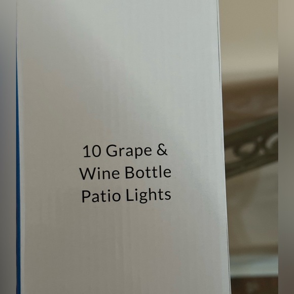 EUC 10-Count Grape and Wine Bottle Novelty String Christmas Light Set - Picture 5 of 8